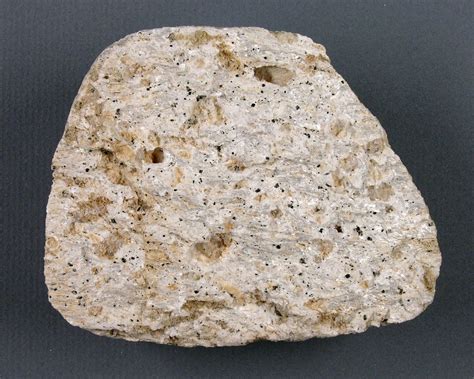  Pumice: Un Rivoluzionario Materiale Volcanico per Costruzioni e Industria!