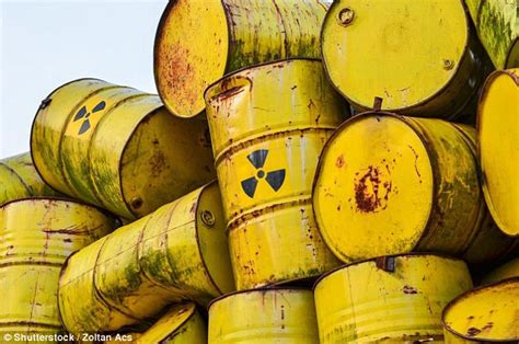  Uranium: Un metallo radioattivo per la produzione di energia nucleare e armi!